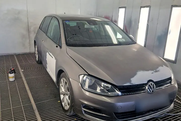 Front end prepared for paint at NG Crash Repairs, Finglas